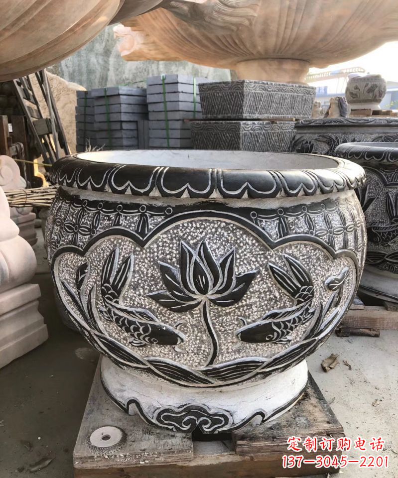 福建青石仿古荷花水缸雕塑