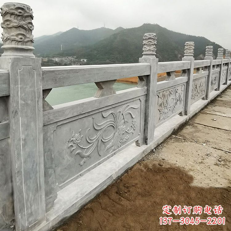 福建青石仿古栏板雕塑打造经典美学