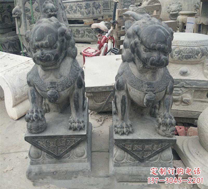福建传承传统,精致青石狮子雕塑