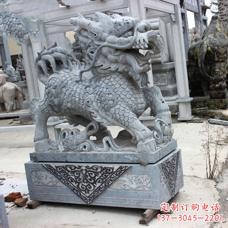 福建色彩缤纷的青石仿古石雕麒麟
