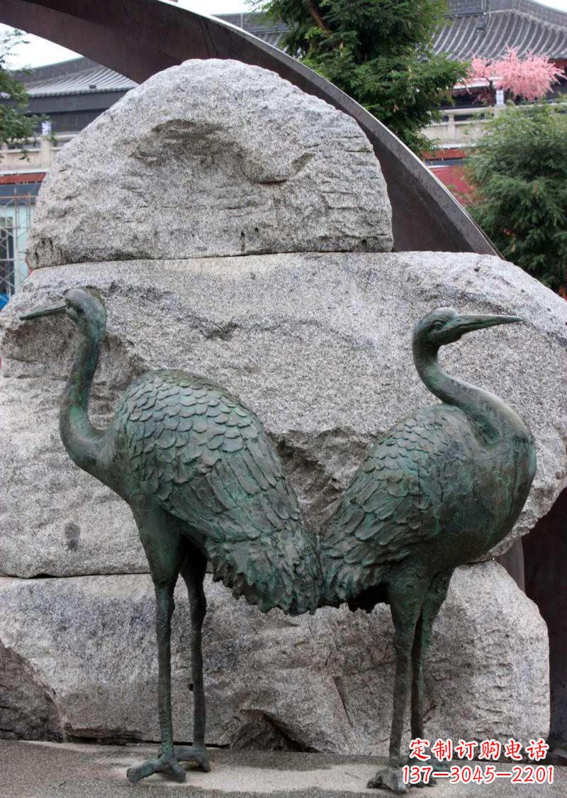 福建青铜仙鹤公园动物雕塑--令人叹为观止的完美艺术品