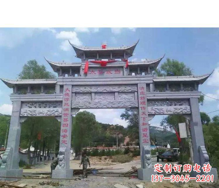 福建专业定制三门五楼牌坊石雕
