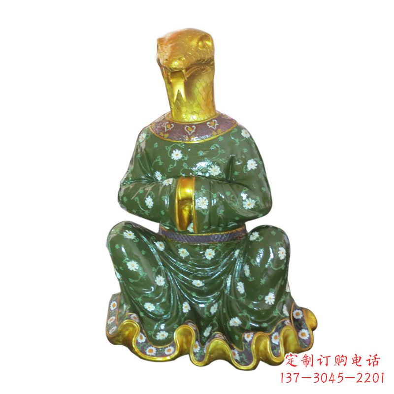 福建独特的彩绘生肖雕塑