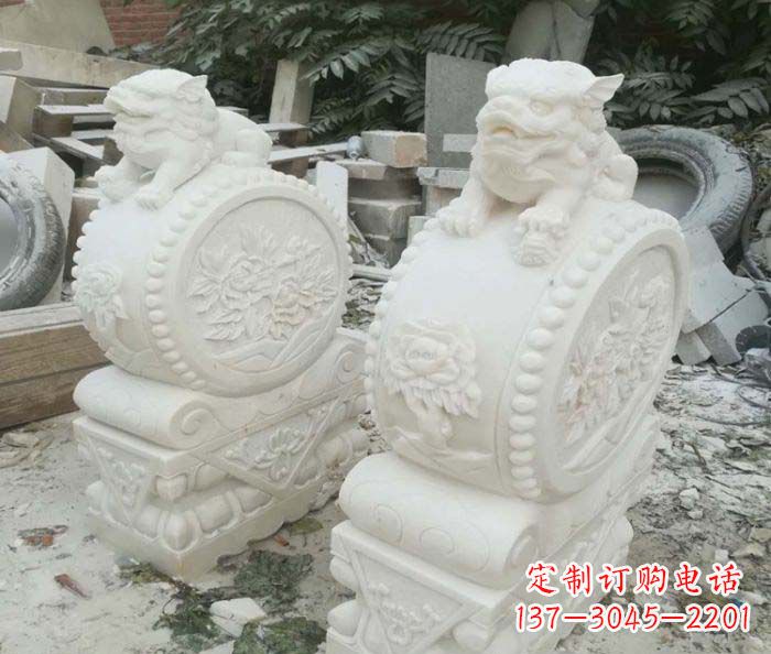 福建狮子汉白玉门墩石雕
