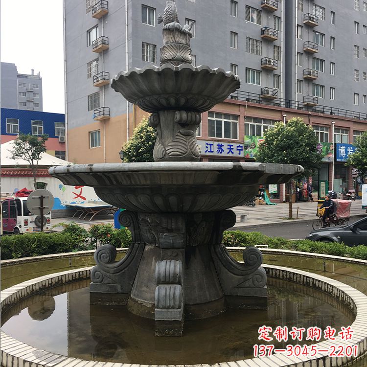 福建石材石雕喷泉:高品质的室外装饰艺术品