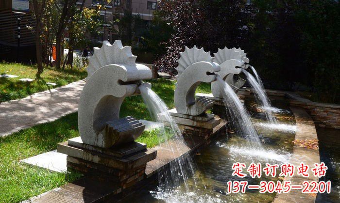 福建马雕塑是一种传统的艺术形式,深受人们的喜…