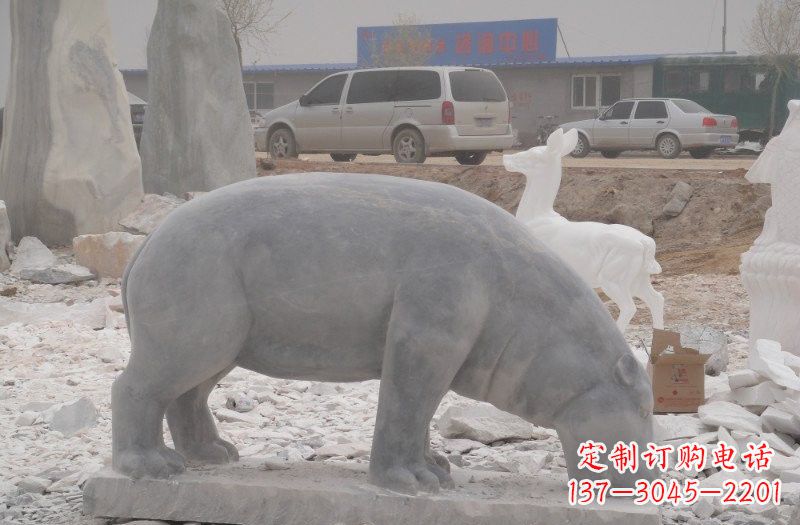 福建中领雕塑的河马雕塑以其精致的造型和出色的…