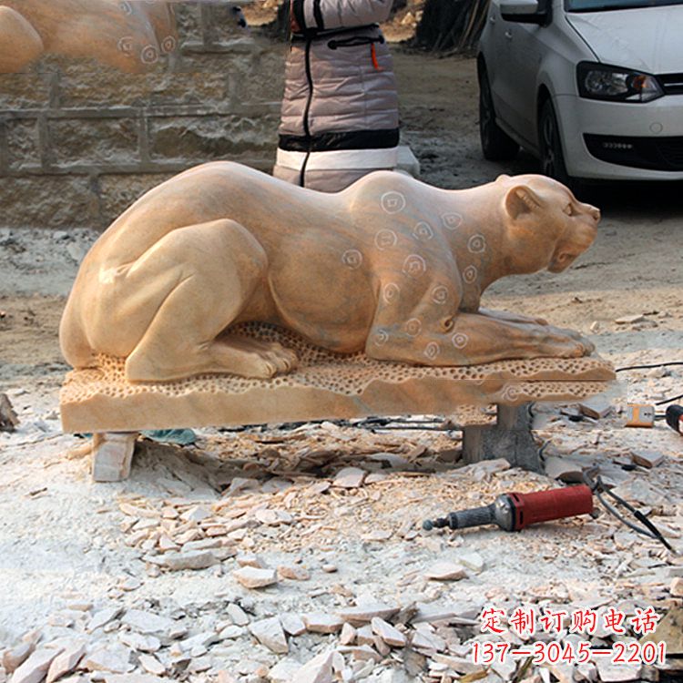 福建中领雕塑:精美雕刻豹雕塑