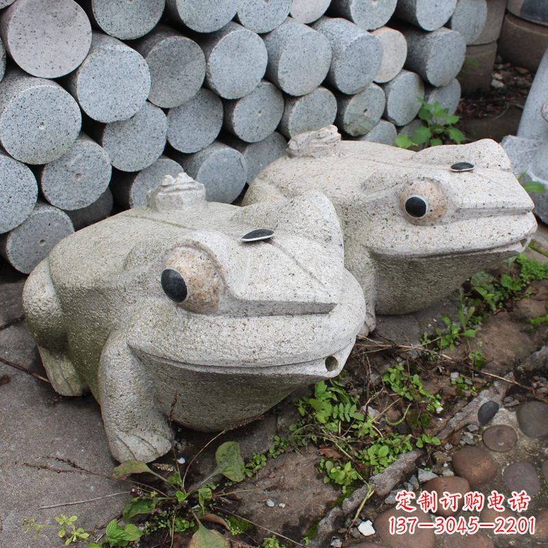 福建石雕青蛙喷水雕塑