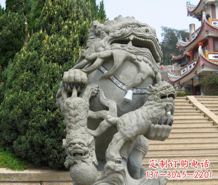 福建寺庙景观狮子石雕