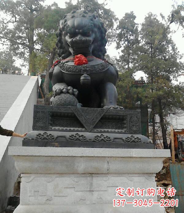 福建寺庙狮子铜狮子雕塑
