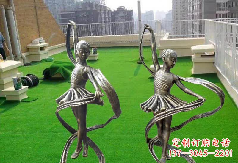 福建跳舞的女孩铜雕