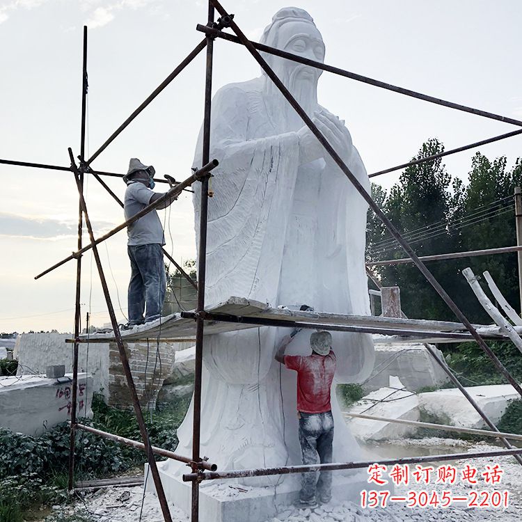 福建通向石雕孔子像