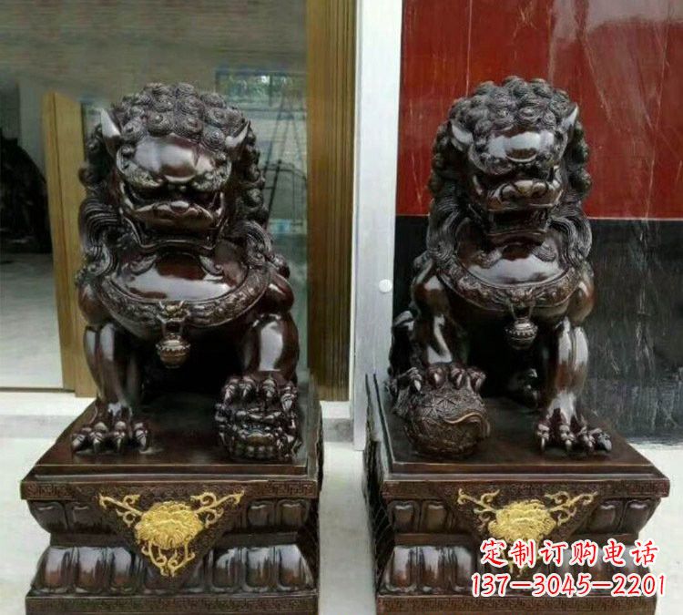 福建铜雕故宫狮子