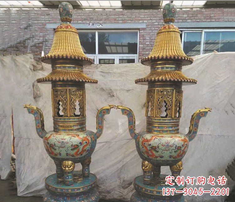 福建铜雕景泰蓝香炉雕塑摆件