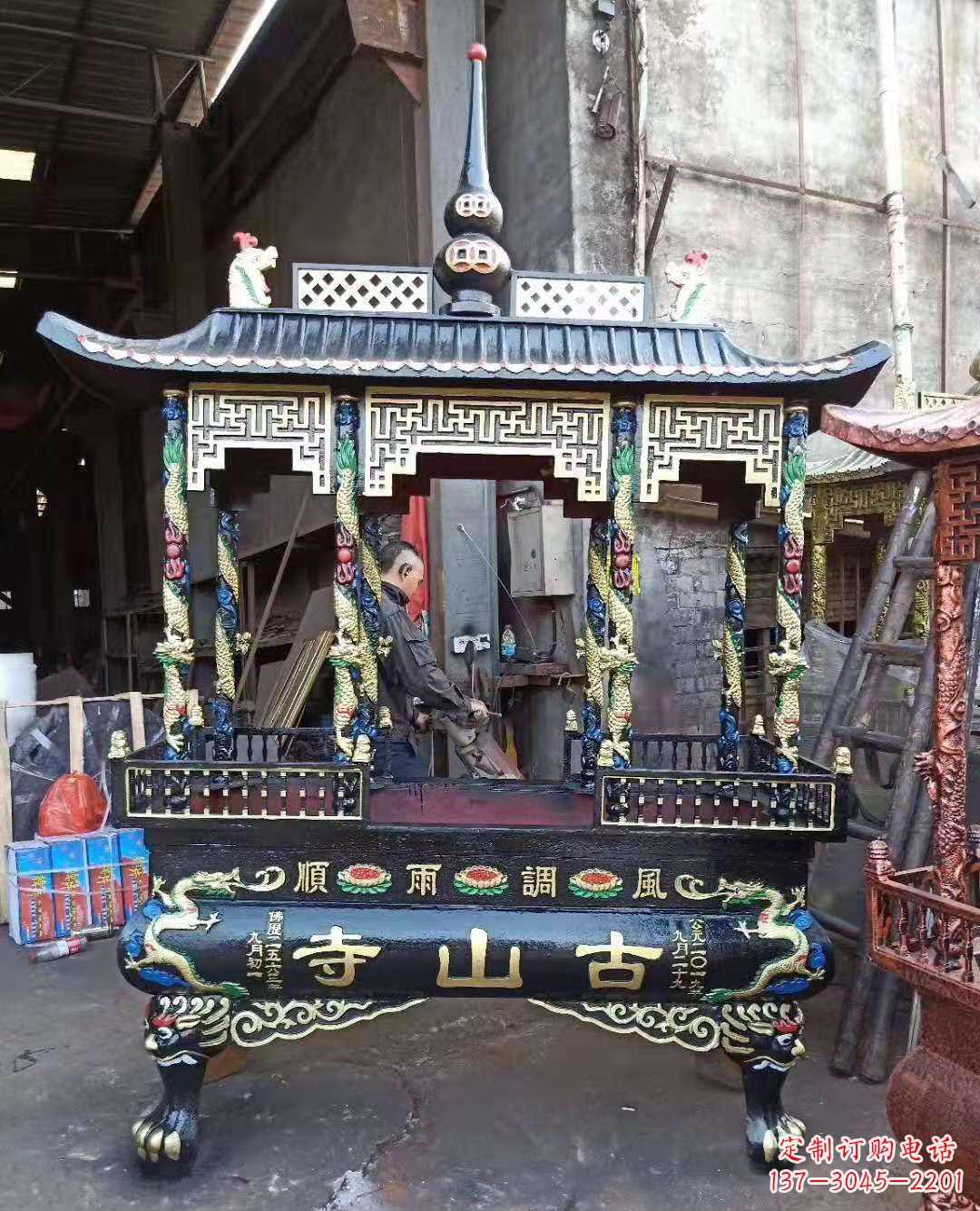 福建铜雕香炉寺庙景观雕塑