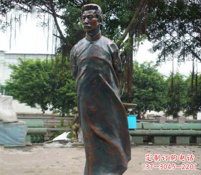 福建铜雕校园鲁迅人物雕像摆件