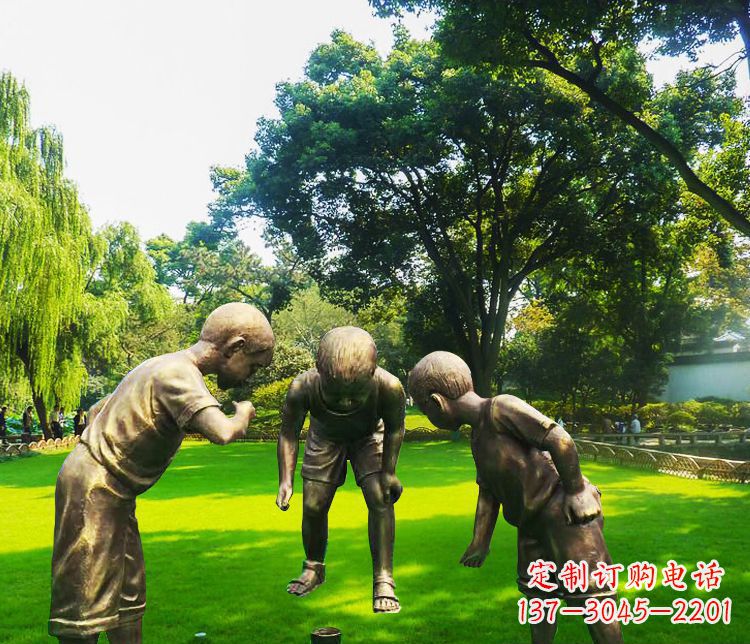 福建铜雕园林玩陀螺儿童雕塑