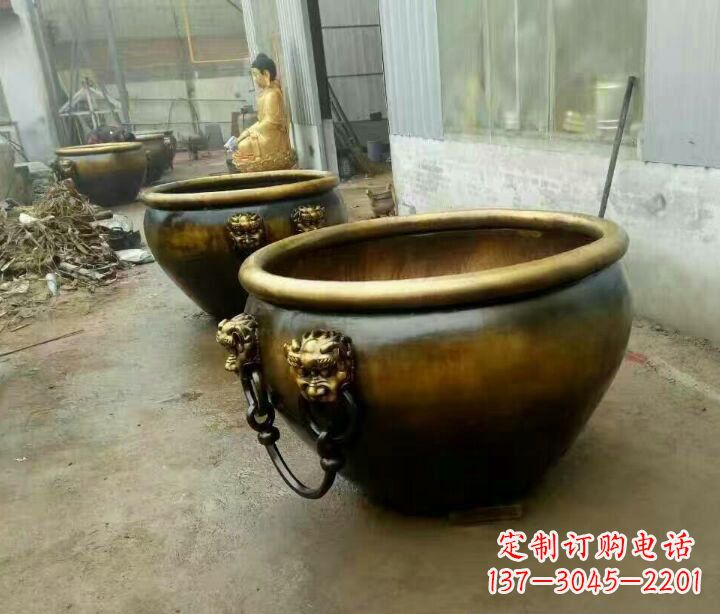 福建铜雕圆形荷花水缸雕塑 (2)