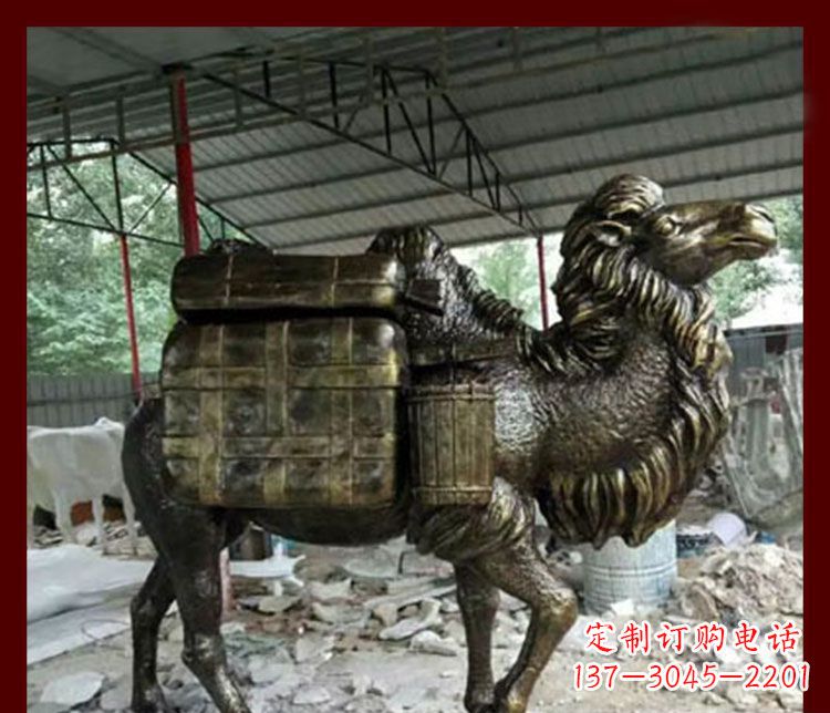 福建拖行李的骆驼动物铜雕