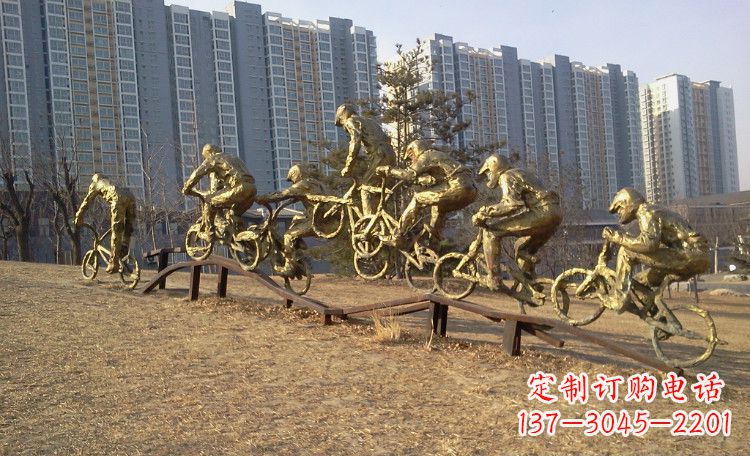 福建玩花样自行车人物铜雕
