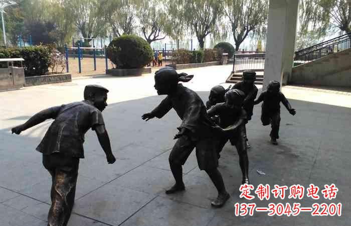 福建玩老鹰捉小鸡的儿童铜雕222