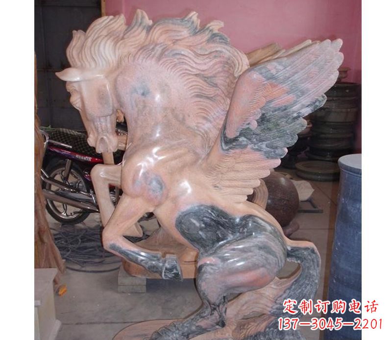 福建晚霞红奔马石雕