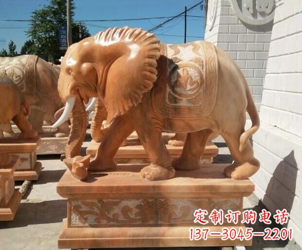 福建晚霞红鼻卷如意大象门口镇宅石雕
