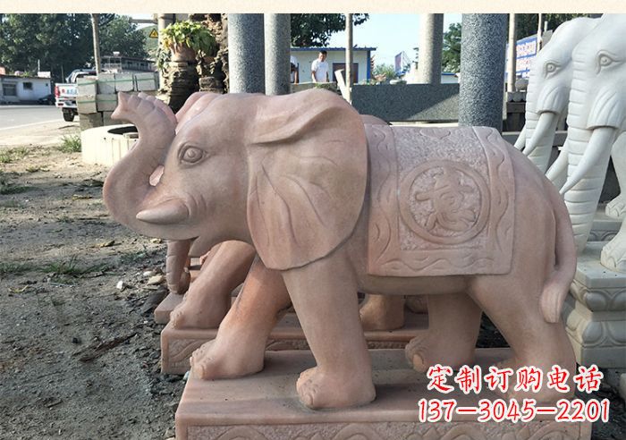 福建晚霞红鼻卷元宝大象门口石雕_1