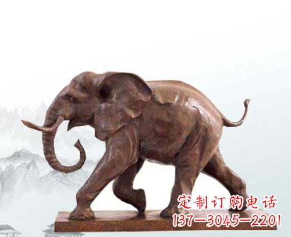 福建晚霞红大象公园动物石雕