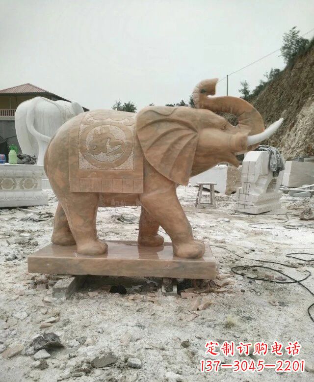 福建晚霞红吉祥如意大象雕塑