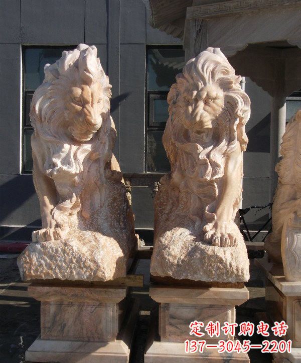 福建晚霞红欧式狮子石雕