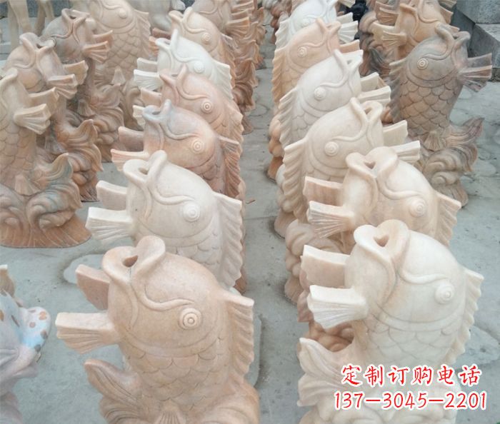 福建晚霞红喷水鲤鱼公园石雕 (2)