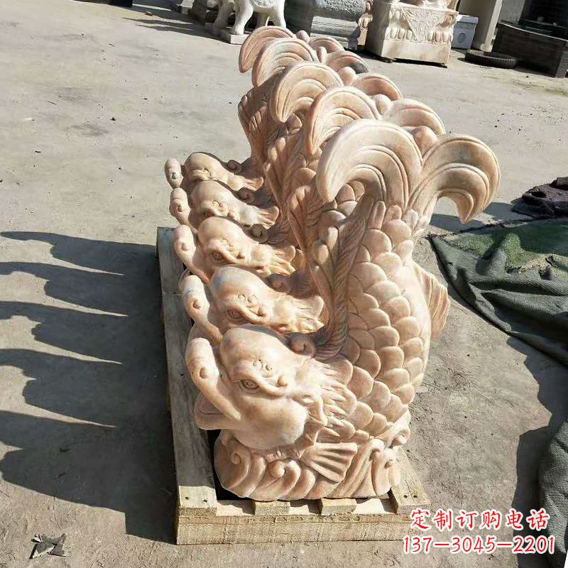 福建晚霞红喷水鱼石雕-园林水景喷泉动物雕塑摆件