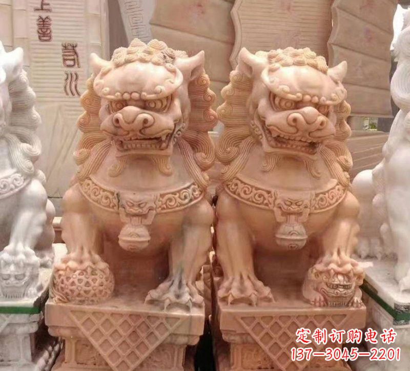 福建晚霞红石雕狮子