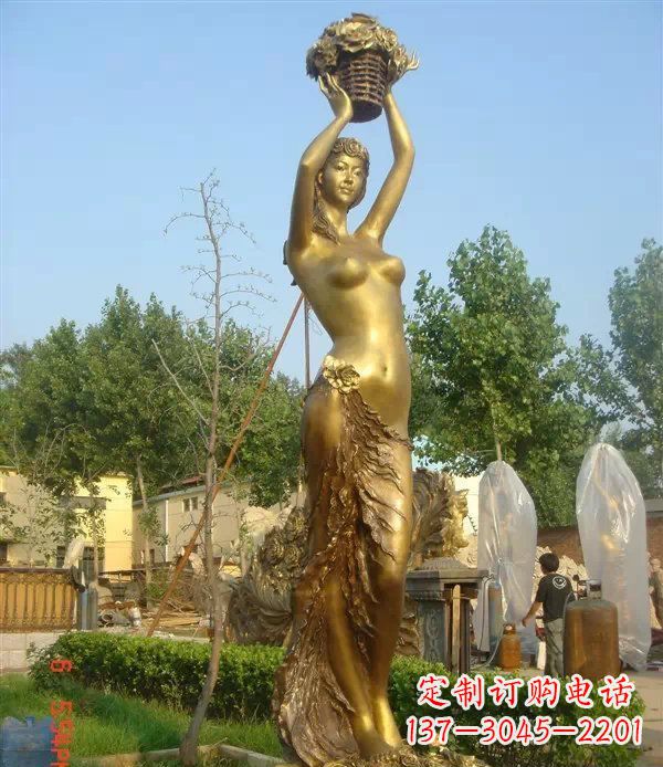 福建西方美女公园人物铜雕 (2)