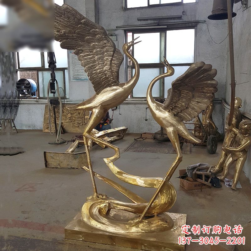 福建仙鹤铜雕景观