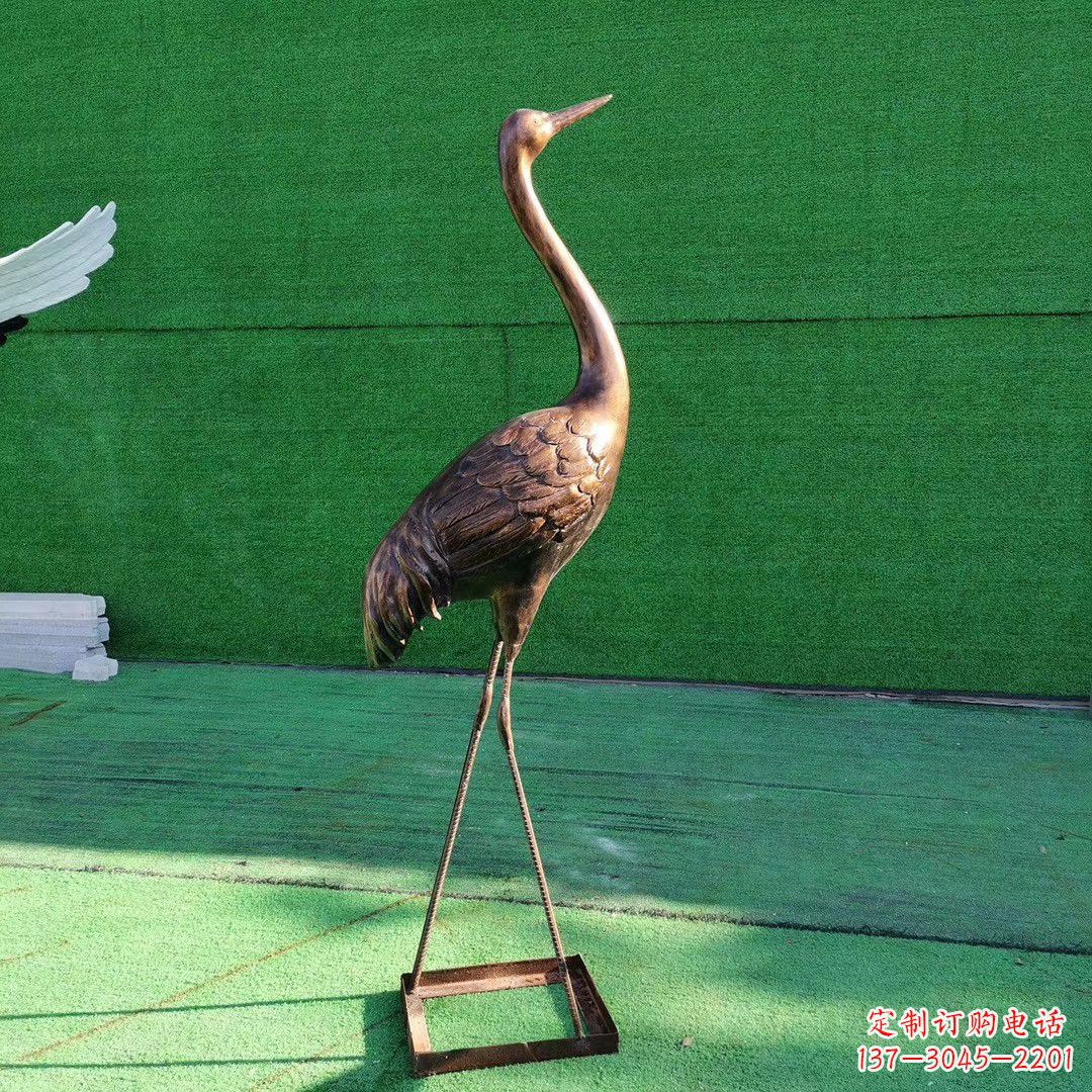 福建仙鹤衔芝铜雕