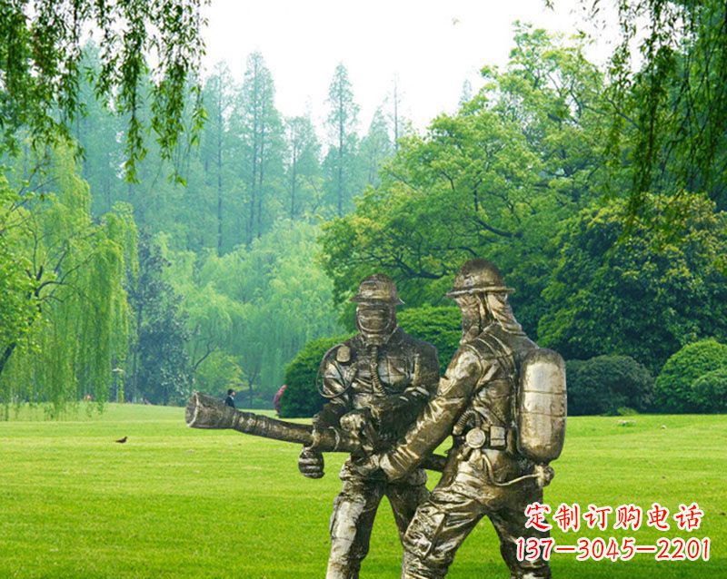 福建消防员灭火铜雕