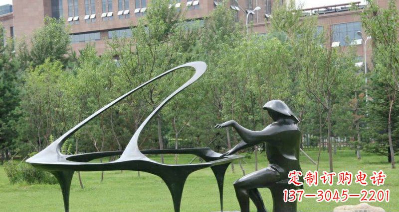 福建校园弹钢琴景观铜雕
