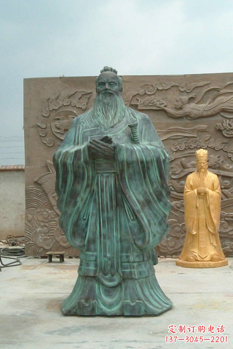 福建校园青铜仿古孔子