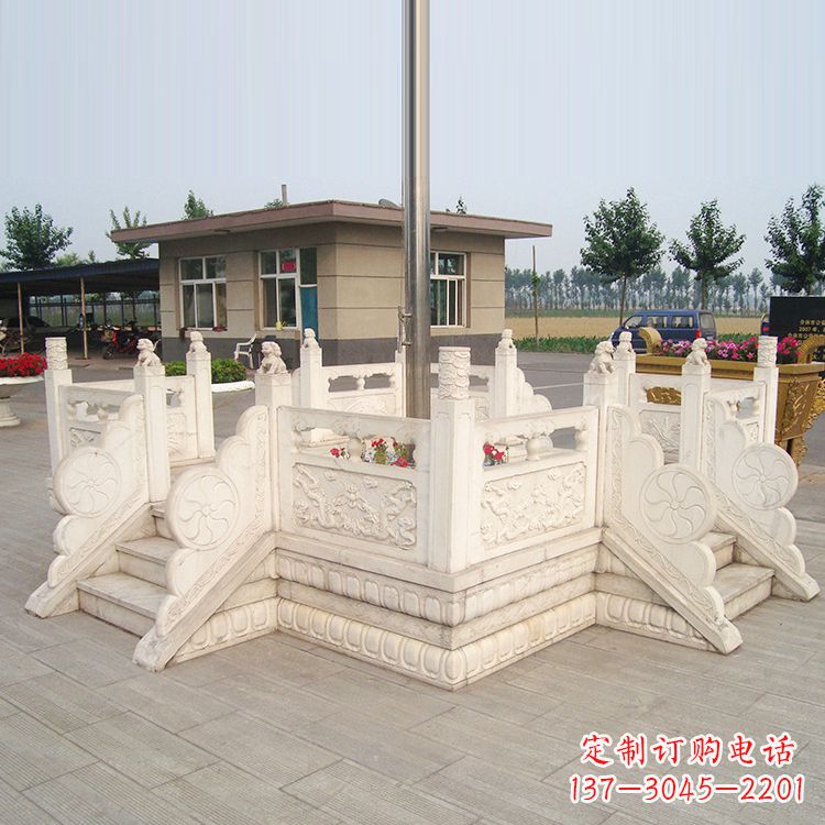 福建学校校园芝麻白广场升旗台