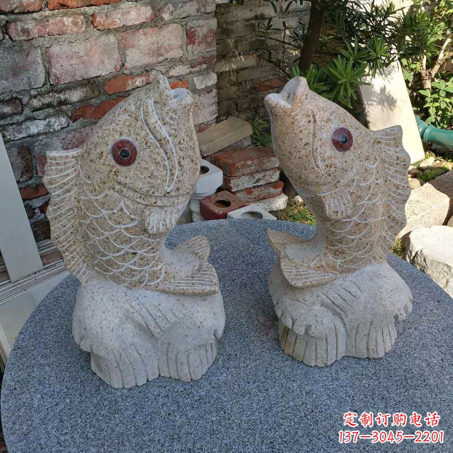福建鱼石雕喷泉