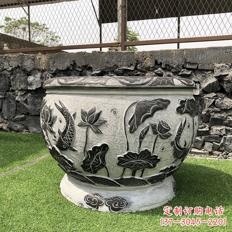福建鱼纹水缸石雕