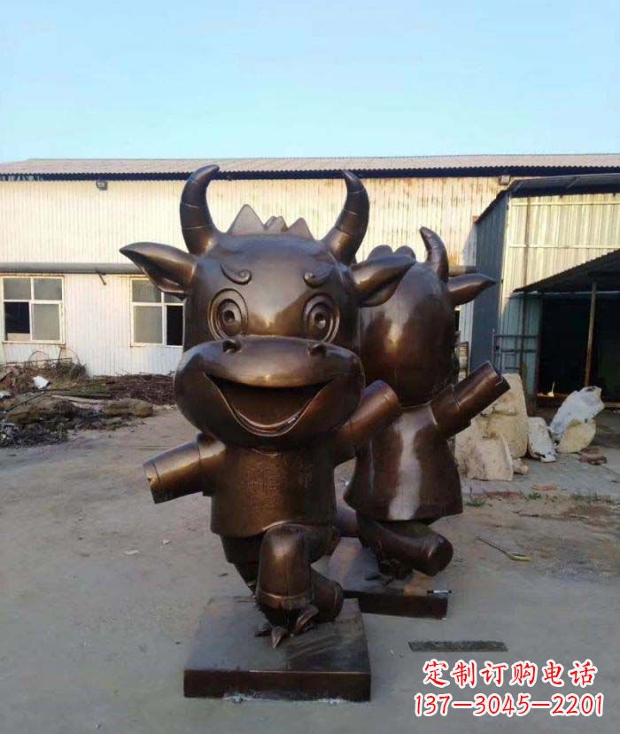 福建招财牛玻璃钢仿铜动物雕塑