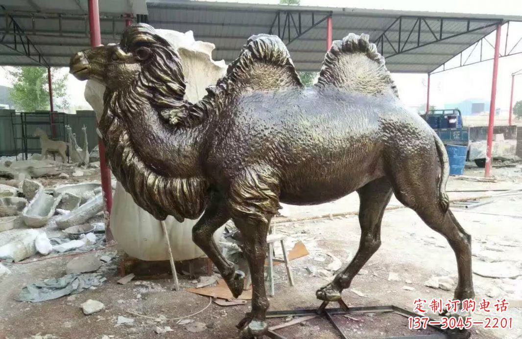福建铸铜骆驼雕塑 (2)