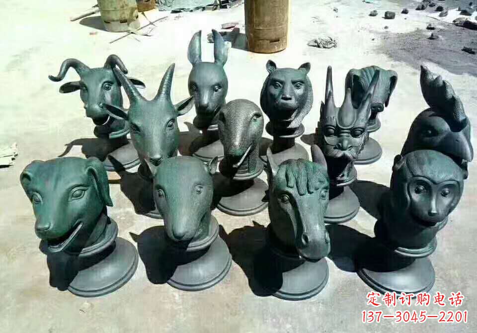 福建铸铜十二生肖动物雕塑