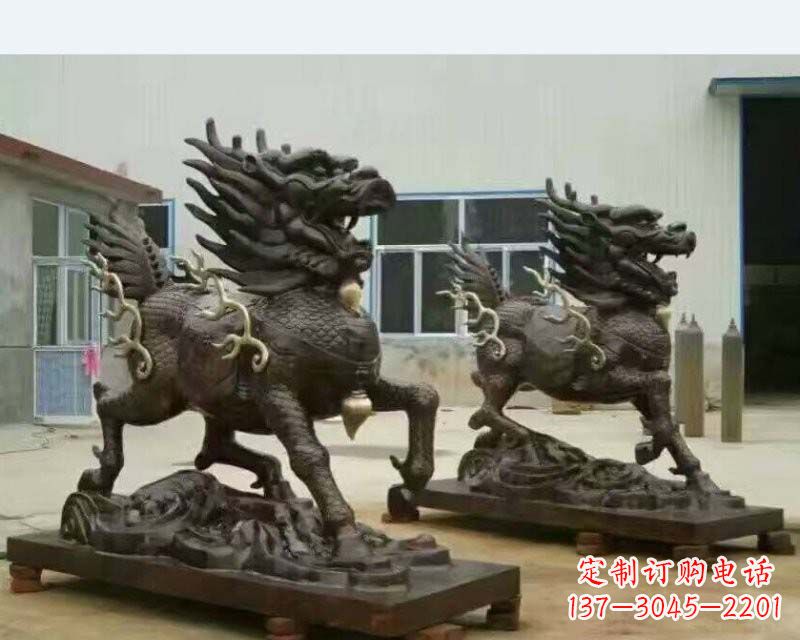 福建铸铜踏浪麒麟雕塑