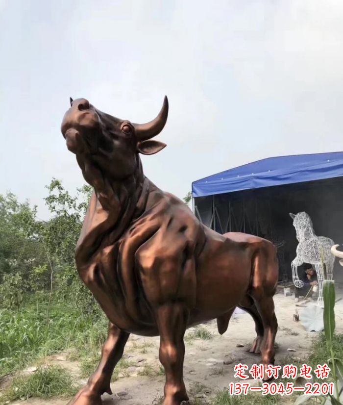 福建紫铜牛动物雕塑