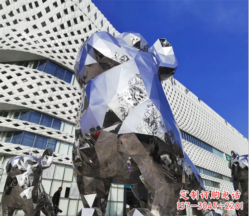 福建狗雕塑-广场大型不锈钢几何狗雕塑
